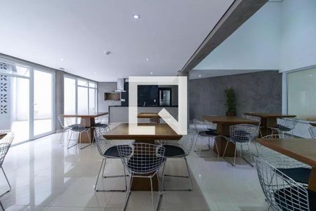 Apartamento para alugar com 35m², 1 quarto e sem vaga Apartamento para alugar com 35m², 1 quarto e sem vagaÁrea comum - Salão de festas