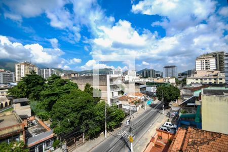 Apartamento à venda com 84m², 3 quartos e 1 vaga Apartamento à venda com 84m², 3 quartos e 1 vagaVista - Varanda