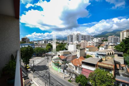 Apartamento à venda com 84m², 3 quartos e 1 vaga Apartamento à venda com 84m², 3 quartos e 1 vagaVista - Varanda