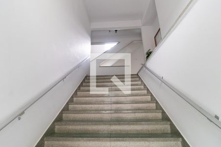 Apartamento à venda com 60m², 2 quartos e sem vagaÁrea comum - Escada