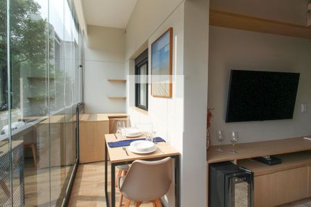 Varanda de kitnet/studio à venda com 1 quarto, 31m² em Vila Olímpia, São Paulo