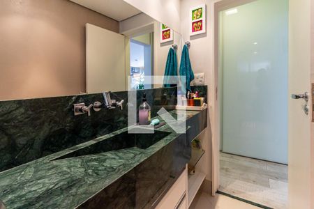 Apartamento à venda com 123m², 2 quartos e 1 vagaBanheiro 2