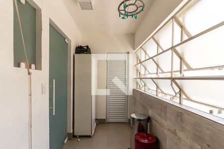 Apartamento à venda com 123m², 2 quartos e 1 vagaÁrea de Serviço