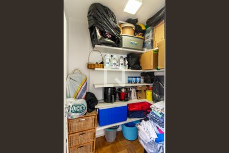 Apartamento à venda com 123m², 2 quartos e 1 vagaDispensa