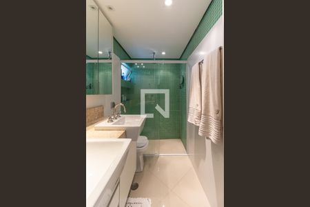 Apartamento à venda com 123m², 2 quartos e 1 vagaSuíte - Banheiro 1