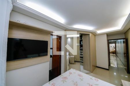 Casa à venda com 128m², 3 quartos e 2 vagas Casa à venda com 128m², 3 quartos e 2 vagasSuíte