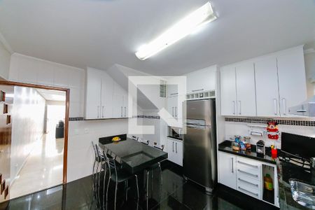 Casa à venda com 128m², 3 quartos e 2 vagas Casa à venda com 128m², 3 quartos e 2 vagasCozinha