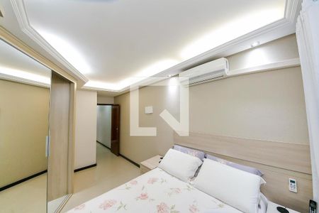 Casa à venda com 128m², 3 quartos e 2 vagas Casa à venda com 128m², 3 quartos e 2 vagasSuíte