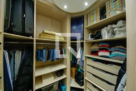 Casa à venda com 128m², 3 quartos e 2 vagas Casa à venda com 128m², 3 quartos e 2 vagasCloset Suíte