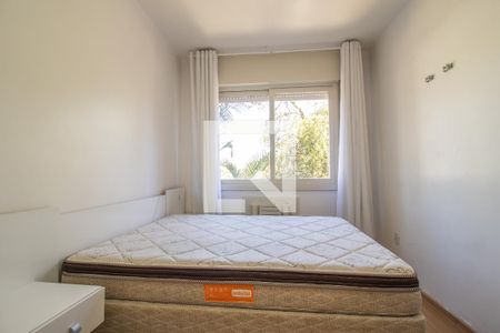 Quarto 1 de apartamento para alugar com 2 quartos, 60m² em Jardim do Salso, Porto Alegre