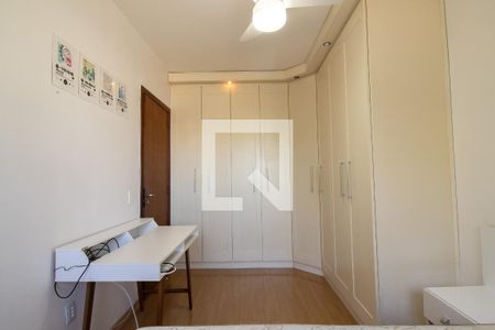Quarto 1 de apartamento para alugar com 2 quartos, 60m² em Jardim do Salso, Porto Alegre