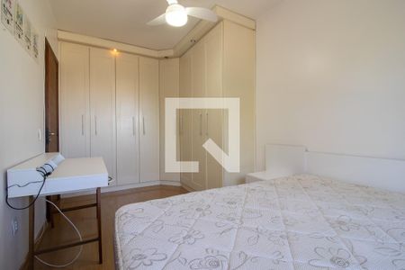 Quarto 1 de apartamento para alugar com 2 quartos, 60m² em Jardim do Salso, Porto Alegre