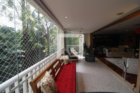 Varanda de apartamento para alugar com 3 quartos, 233m² em Jardim Taquaral, São Paulo