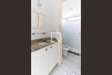 Apartamento para alugar com 60m², 2 quartos e 1 vaga Apartamento para alugar com 60m², 2 quartos e 1 vagaBanheiro