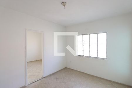 Sala de casa para alugar com 2 quartos, 70m² em Porto Velho, São Gonçalo