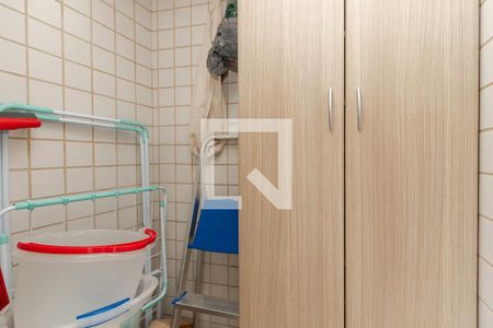 Apartamento à venda com 68m², 2 quartos e 1 vagaBanheiro de Serviço