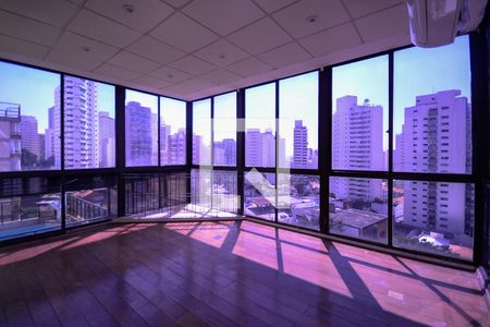 Apartamento para alugar com 420m², 4 quartos e 4 vagas Apartamento para alugar com 420m², 4 quartos e 4 vagasEscritório 2