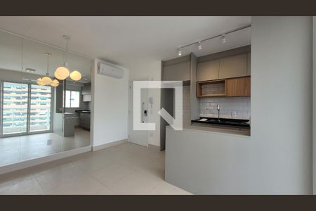 Sala de apartamento para alugar com 1 quarto, 44m² em Vila Itapura, Campinas