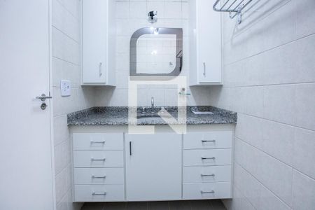 Apartamento para alugar com 70m², 3 quartos e 1 vaga Apartamento para alugar com 70m², 3 quartos e 1 vagaBanheiro
