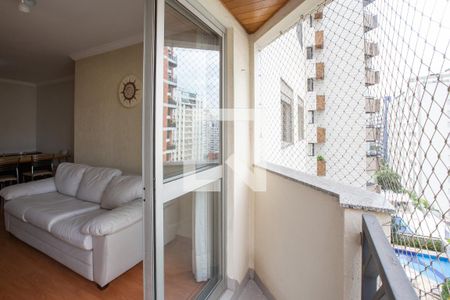 Apartamento para alugar com 70m², 3 quartos e 1 vaga Apartamento para alugar com 70m², 3 quartos e 1 vagaSacada