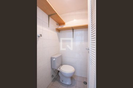 Apartamento para alugar com 70m², 3 quartos e 1 vaga Apartamento para alugar com 70m², 3 quartos e 1 vagaBanheiro de serviço