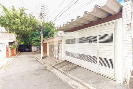 Casa à venda com 130m², 3 quartos e 2 vagasFachada