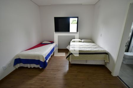Quarto Suíte 1 de casa de condomínio à venda com 3 quartos, 484m² em Parque Xangrilá, Campinas