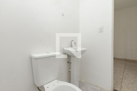Banheiro de casa para alugar com 1 quarto, 45m² em Jardim Aeroporto, São Paulo