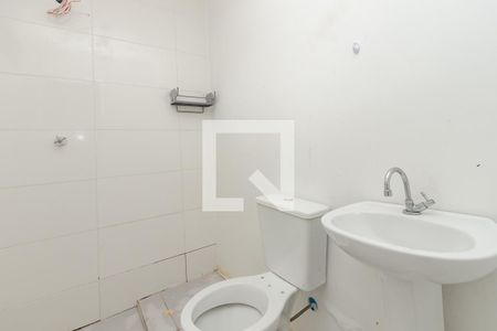 Banheiro de casa para alugar com 1 quarto, 45m² em Jardim Aeroporto, São Paulo