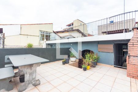 Sacada de casa à venda com 3 quartos, 140m² em Pestana, Osasco