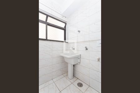 Apartamento para alugar com 60m², 2 quartos e 1 vaga Apartamento para alugar com 60m², 2 quartos e 1 vagaArea de Serviços