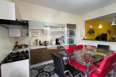 Casa à venda com 180m², 3 quartos e 1 vagaCozinha