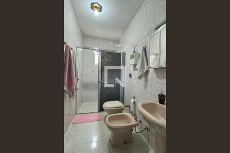 Casa à venda com 180m², 3 quartos e 1 vagaBanheiro da Suíte 1