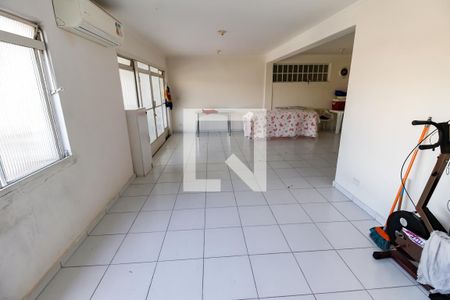 Casa à venda com 310m², 4 quartos e 3 vagasÁrea comum