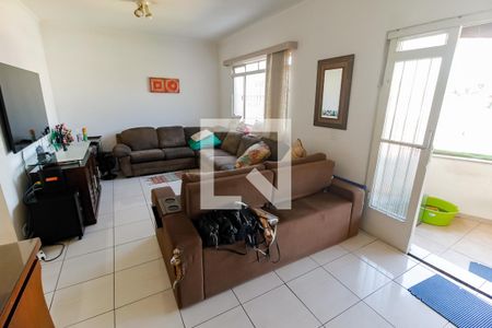 Casa à venda com 310m², 4 quartos e 3 vagasSala