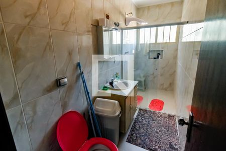 Casa à venda com 310m², 4 quartos e 3 vagasBanheiro Corredor