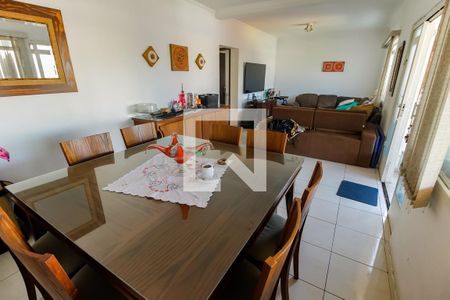 Casa à venda com 310m², 4 quartos e 3 vagasSala de Jantar