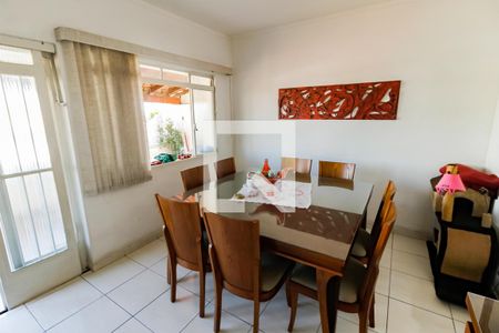 Casa à venda com 310m², 4 quartos e 3 vagasSala de Jantar