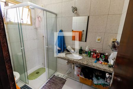 Casa à venda com 310m², 4 quartos e 3 vagasBanheiro da Suíte