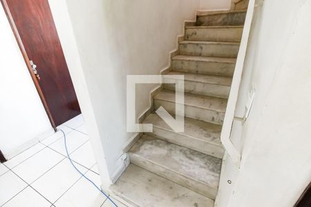Casa à venda com 310m², 4 quartos e 3 vagasEscada acesso