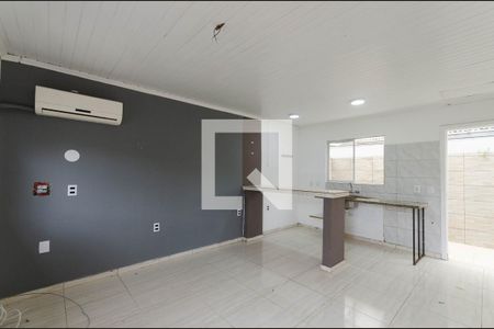 Sala/Cozinha  de casa à venda com 1 quarto, 45m² em Guarujá, Porto Alegre