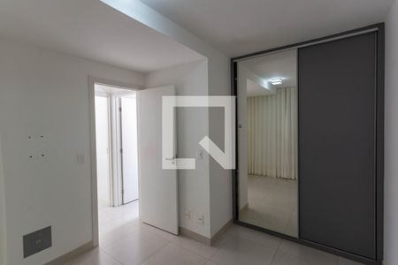 Quarto de apartamento para alugar com 2 quartos, 121m² em Funcionários, Belo Horizonte