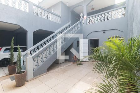 Casa para alugar com 500m², 2 quartos e 5 vagasEntrada