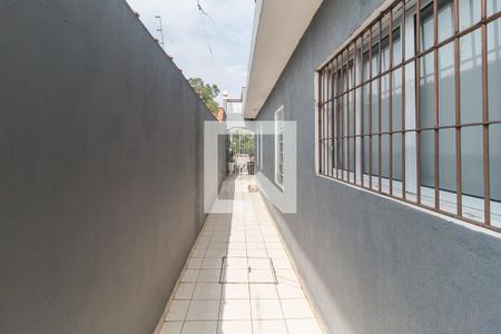 Casa para alugar com 500m², 2 quartos e 5 vagasCorredor Lateral