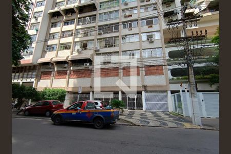 Apartamento à venda com 100m², 3 quartos e 1 vaga Apartamento à venda com 100m², 3 quartos e 1 vagaFachada