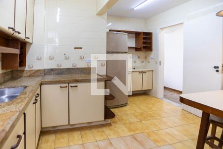 Apartamento à venda com 100m², 3 quartos e 1 vaga Apartamento à venda com 100m², 3 quartos e 1 vagaCozinha