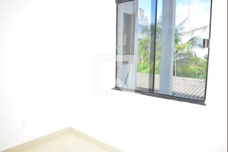 Quarto 2 com banheiro de apartamento para alugar com 3 quartos, 100m² em Itapuã, Salvador
