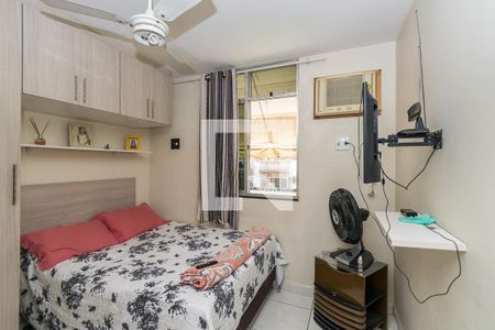 Quarto 1 de apartamento para alugar com 3 quartos, 70m² em Penha, Rio de Janeiro