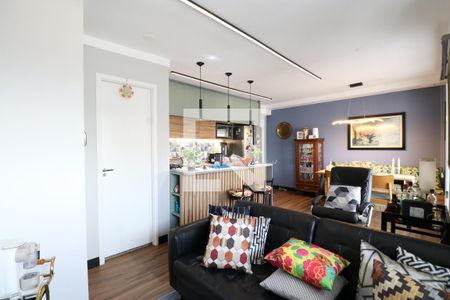 Sala de TV de apartamento à venda com 1 quarto, 48m² em Vila Pompéia, São Paulo