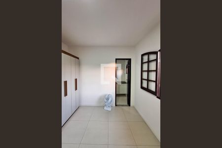 Casa de condomínio à venda com 850m², 4 quartos e 4 vagas Casa de condomínio à venda com 850m², 4 quartos e 4 vagasSuíte 2